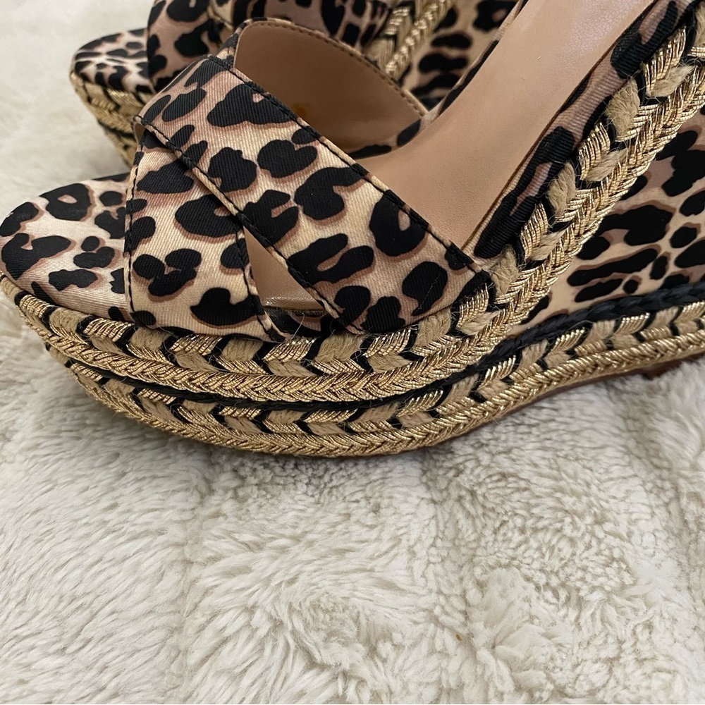 Jennifer Lopez JLo Leopard Print Tan Black Wedge Sandals Ankle Strap Size 7.5 - Picture 5 of 16